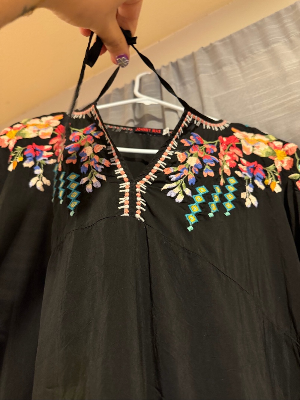 Johnny Was Black Tunic with Multicolor Floral Embroidery - Picture 4 of 9